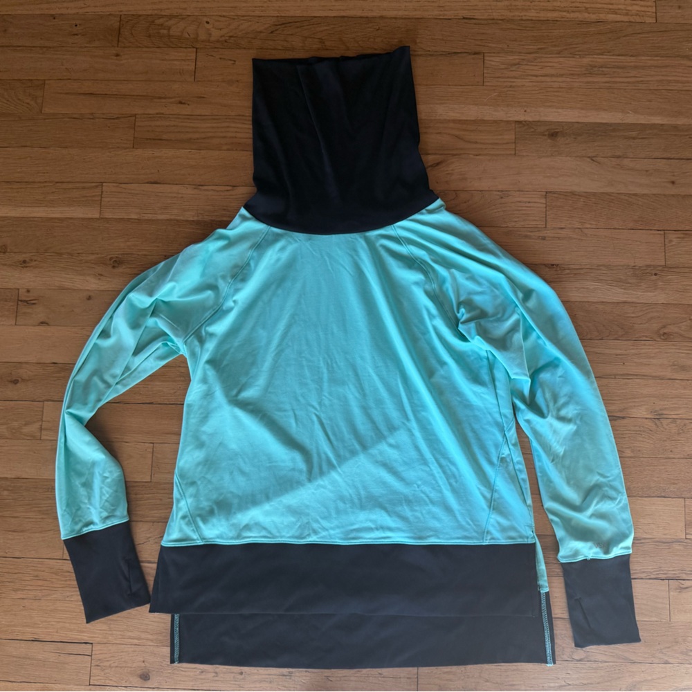 Victoria's Secret VSX Sport Black Top